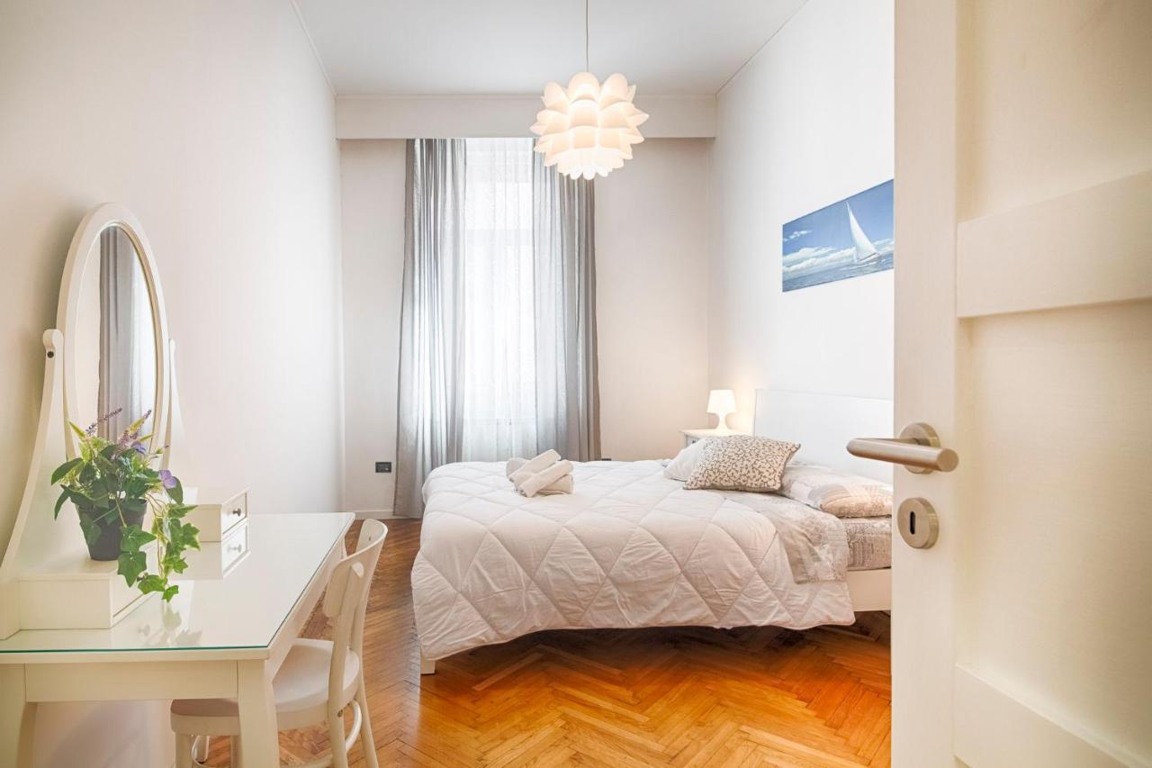Mihaela Apartment - Charme Near The Station 트리에스테 외부 사진