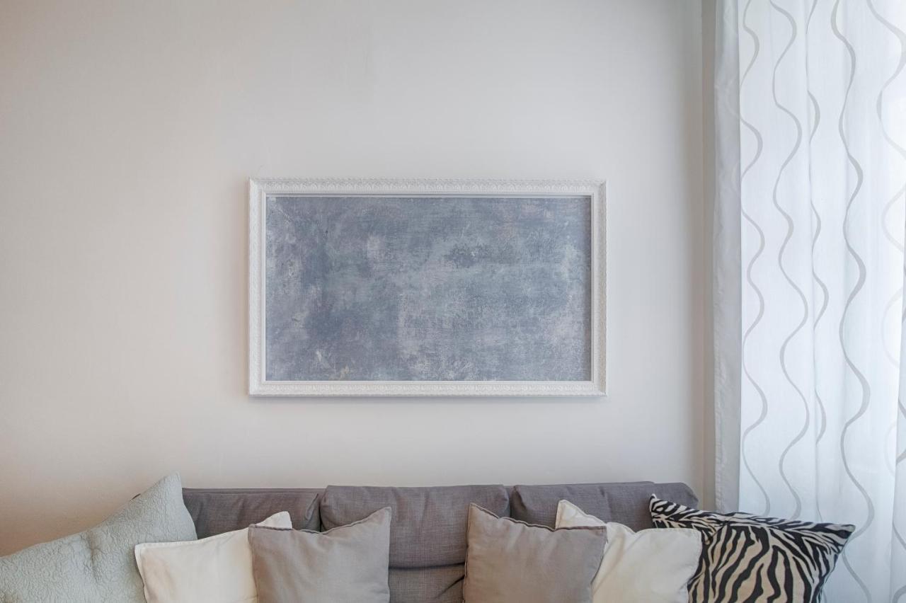 Mihaela Apartment - Charme Near The Station 트리에스테 외부 사진